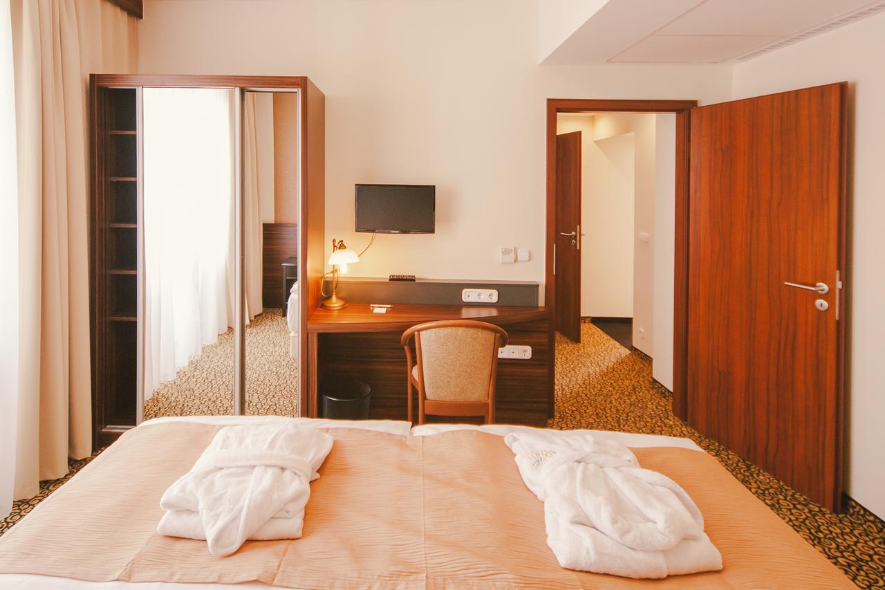 Park Hotel 3*